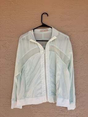 Chico's Zenergy Light Green Mesh Panel Full-Zip Windbreaker Jacket